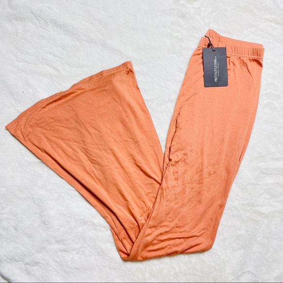 PrettyLittleThing Pants - Pretty little thing Burnt Orange Flared Pants